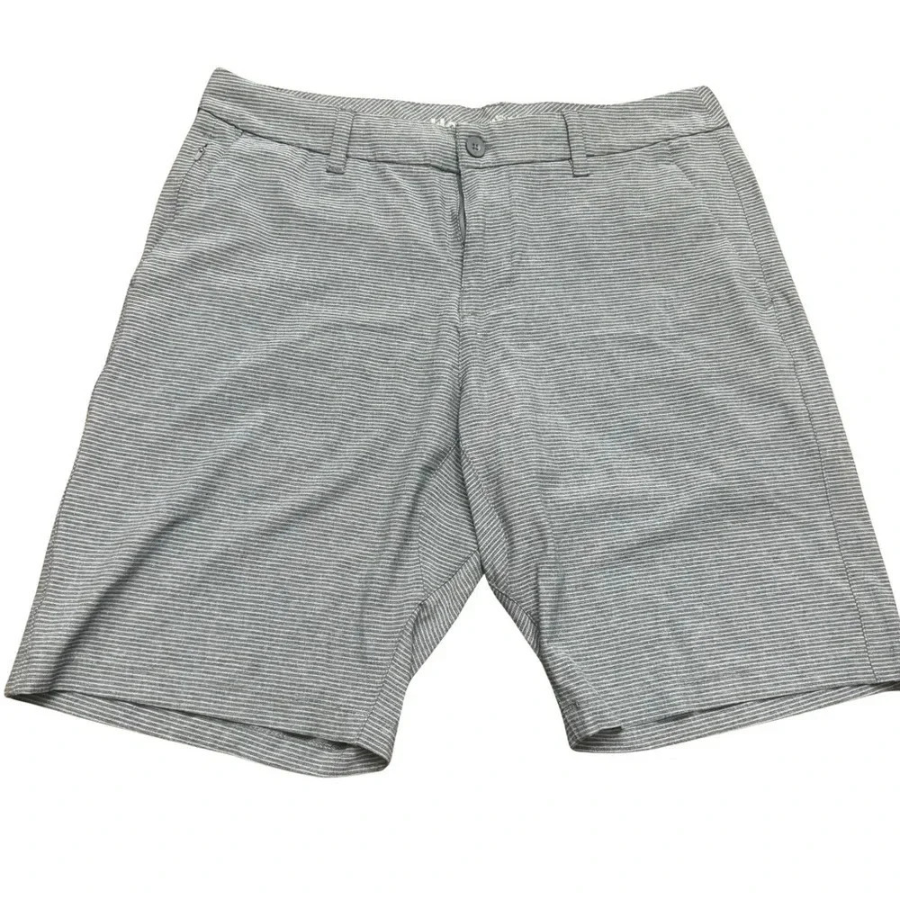 EUC Men’s Hang Ten gray shorts. Size 34. Inseam 10”.